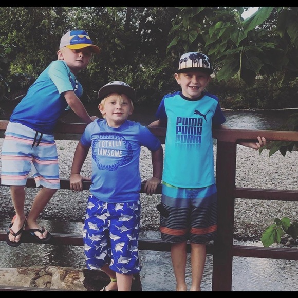 Meet Your Posher - Picture 10 of 14